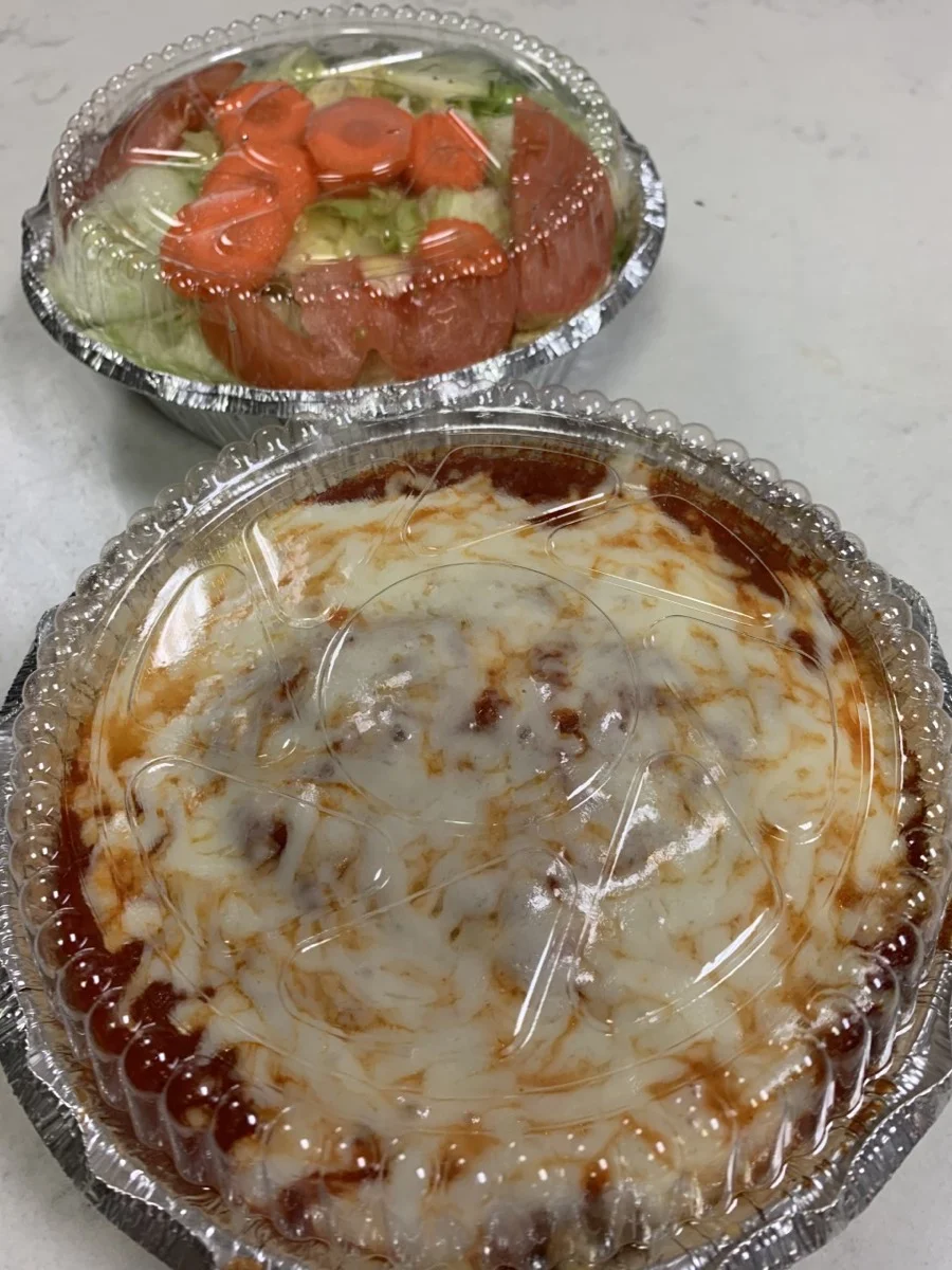 Family dining at Renzo's East Islip