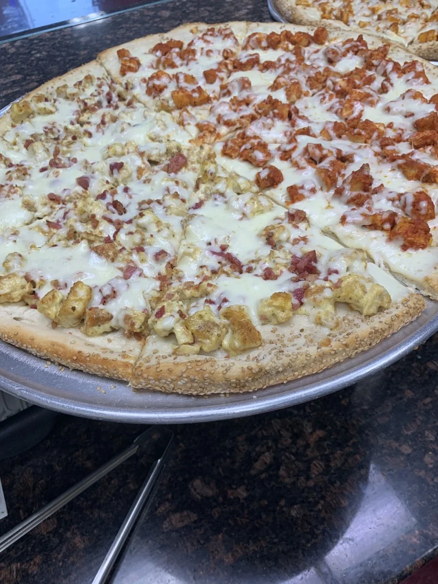 Full catering setup from Renzo's Pizzali